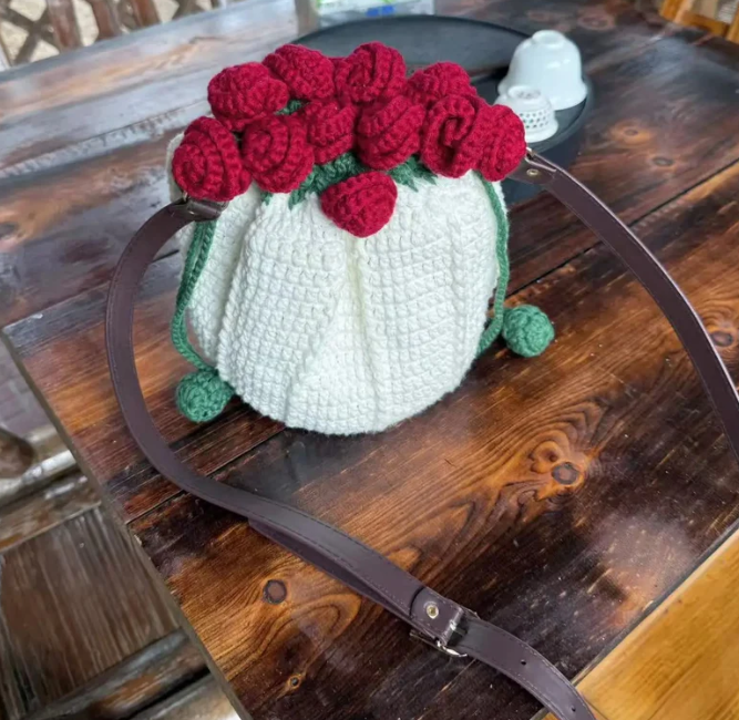 Buquê de Rosas em Crochê Feito à Mão